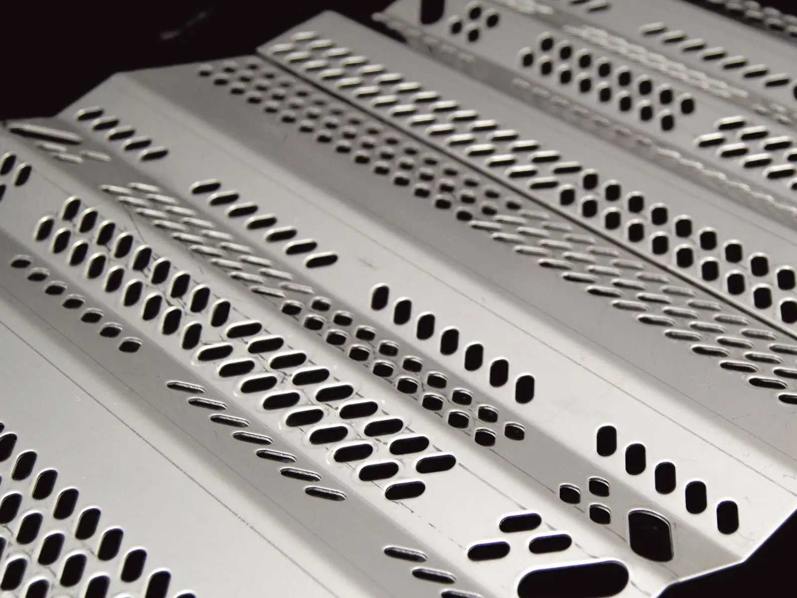 American Outdoor Grill L-Series 24-Inch 2-Burner Gas Grill On In-Ground Post