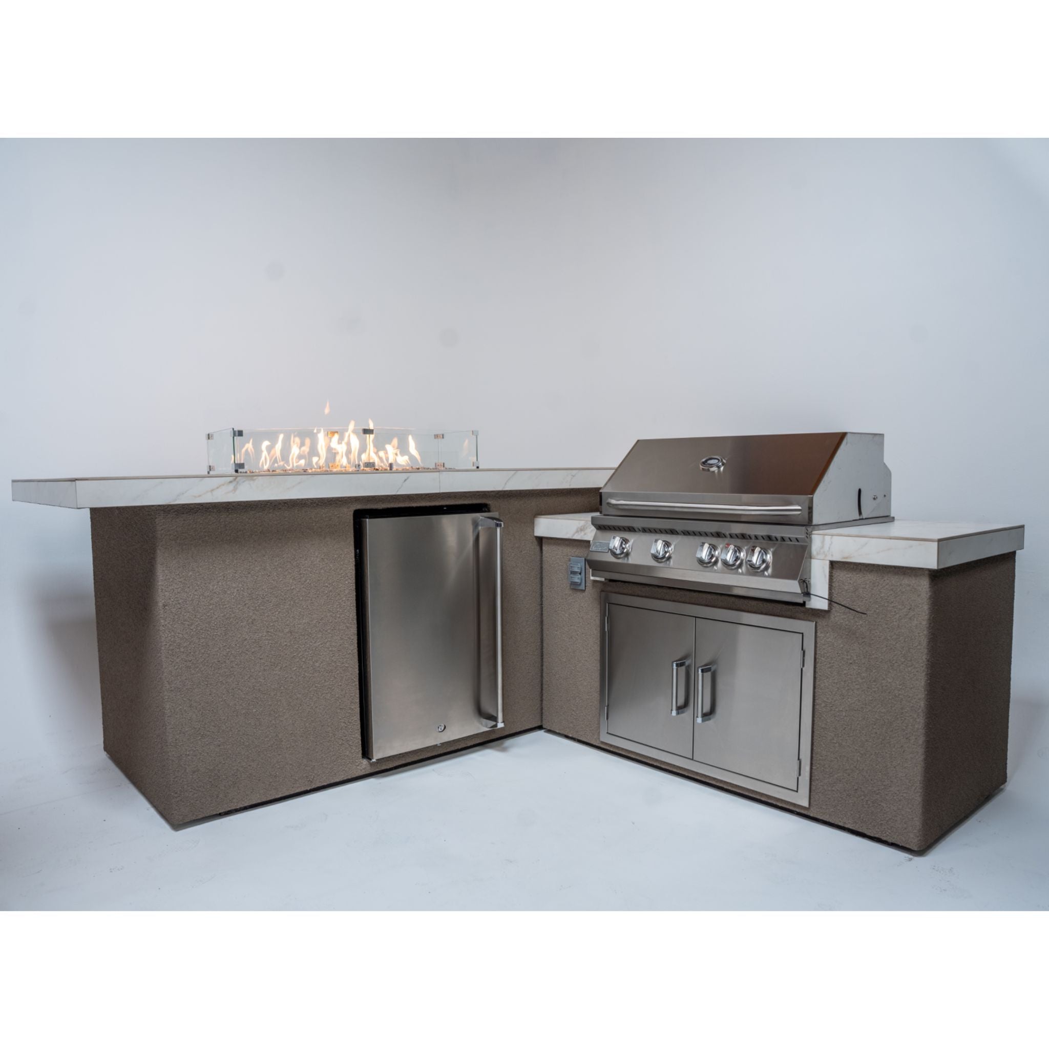 KoKoMo Outdoor Baja w/ Fire 7'6"x9'