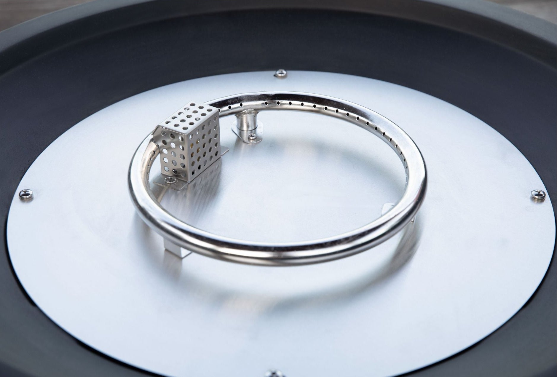 Modeno - Jefferson 27” Concrete Fire Bowl - Dark Gray