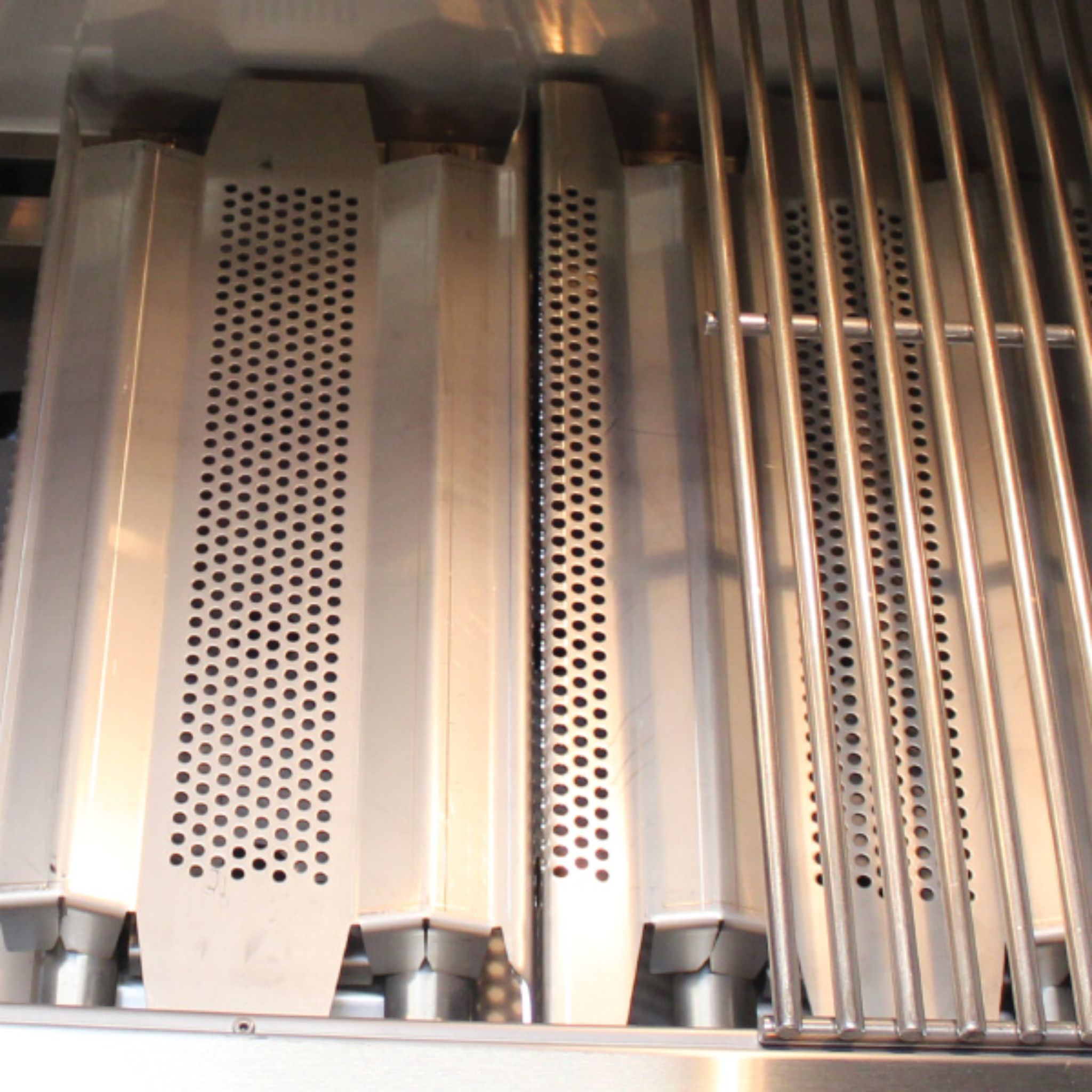 Mounted Traditional Burners – ProFire Deluxe Series Grill Head