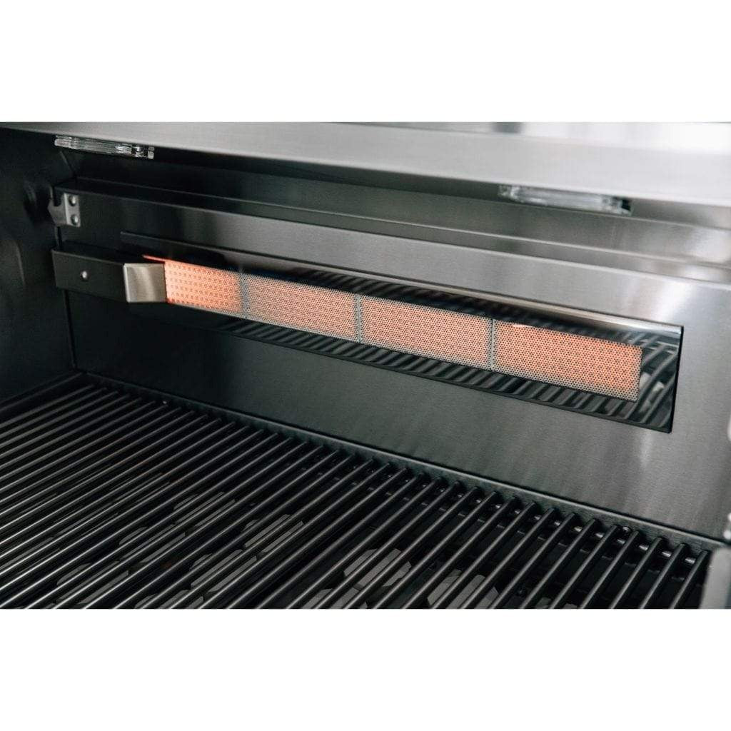 American Made Grills – Alturi 42" U-Tube Series 3-Burner Built-In Gas Grill